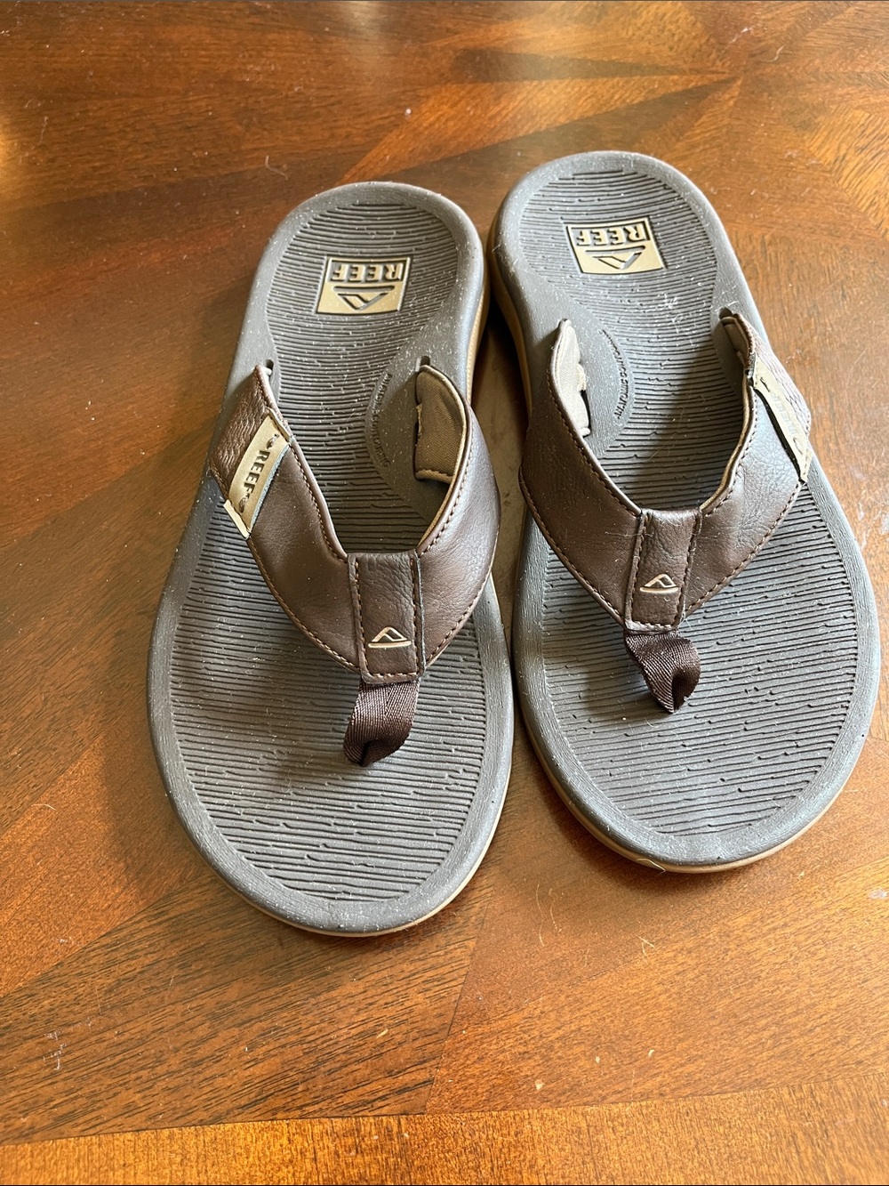 Reef Men's Brown Two-Tone Casual Flip Flops